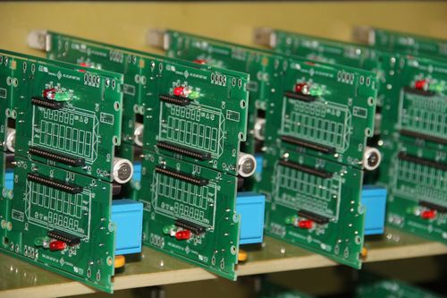 Latest company news about Difference Between PCB and PCBA
